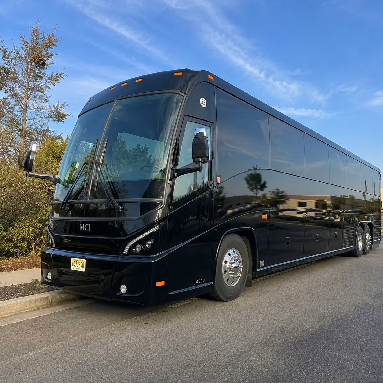 charter buses for large sandy prom groups heading to regional venues