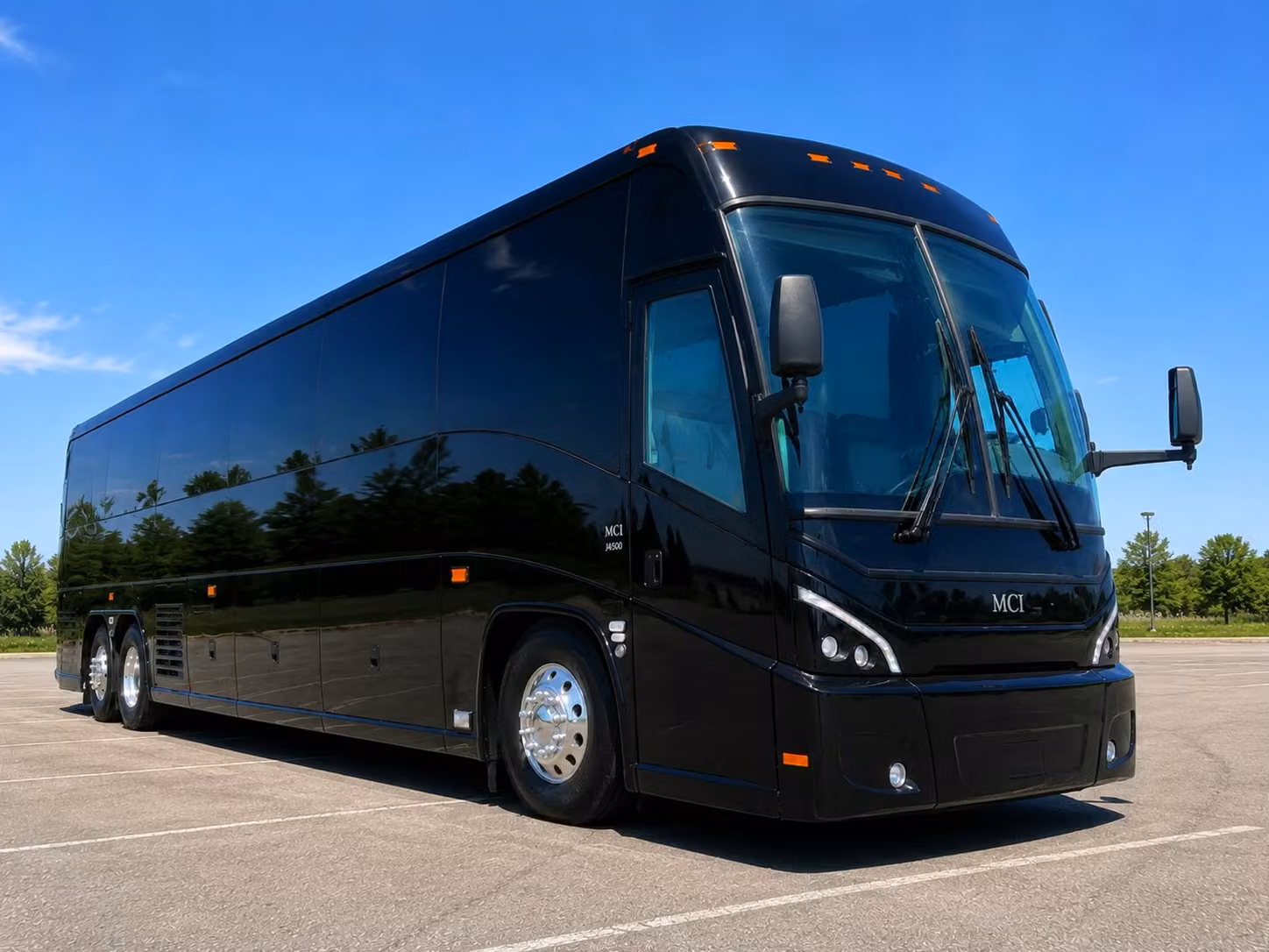 use a sandy charter bus to reach the clark planetarium and discovery gateway
